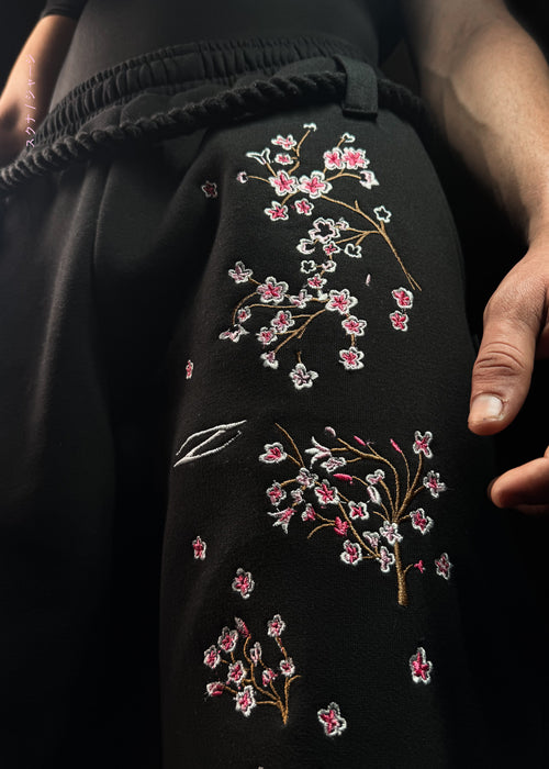 SAKURA BAGGY SWEATPANTS