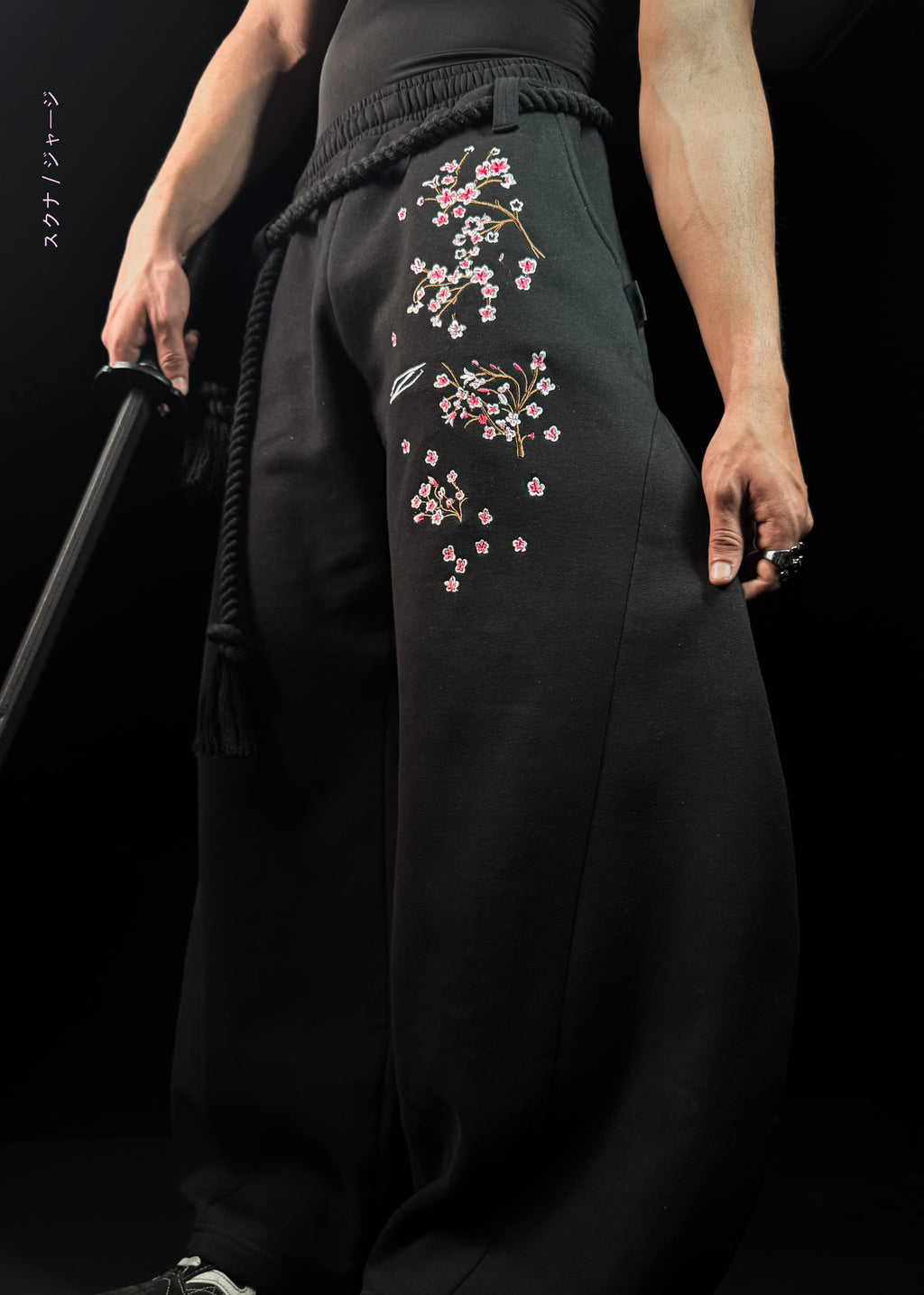 SAKURA BAGGY SWEATPANTS